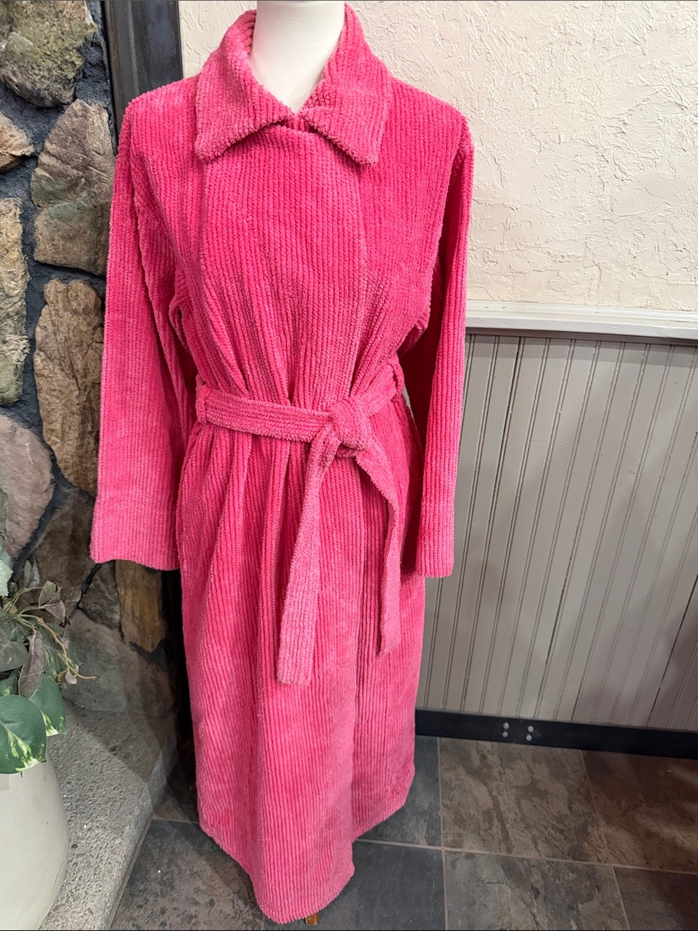 delicates Plush Robe-Style Maxi in Hot Pink